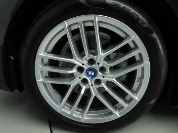 BMW 530 5 Serie Sedan 530e   LED   HUD   Sportsitze