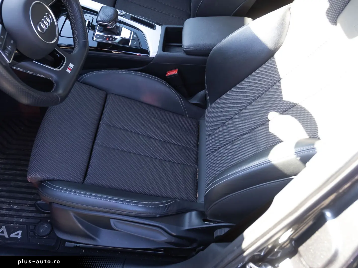 AUDI A4 Avant S line Competition 40TDI qu Stronic Nav