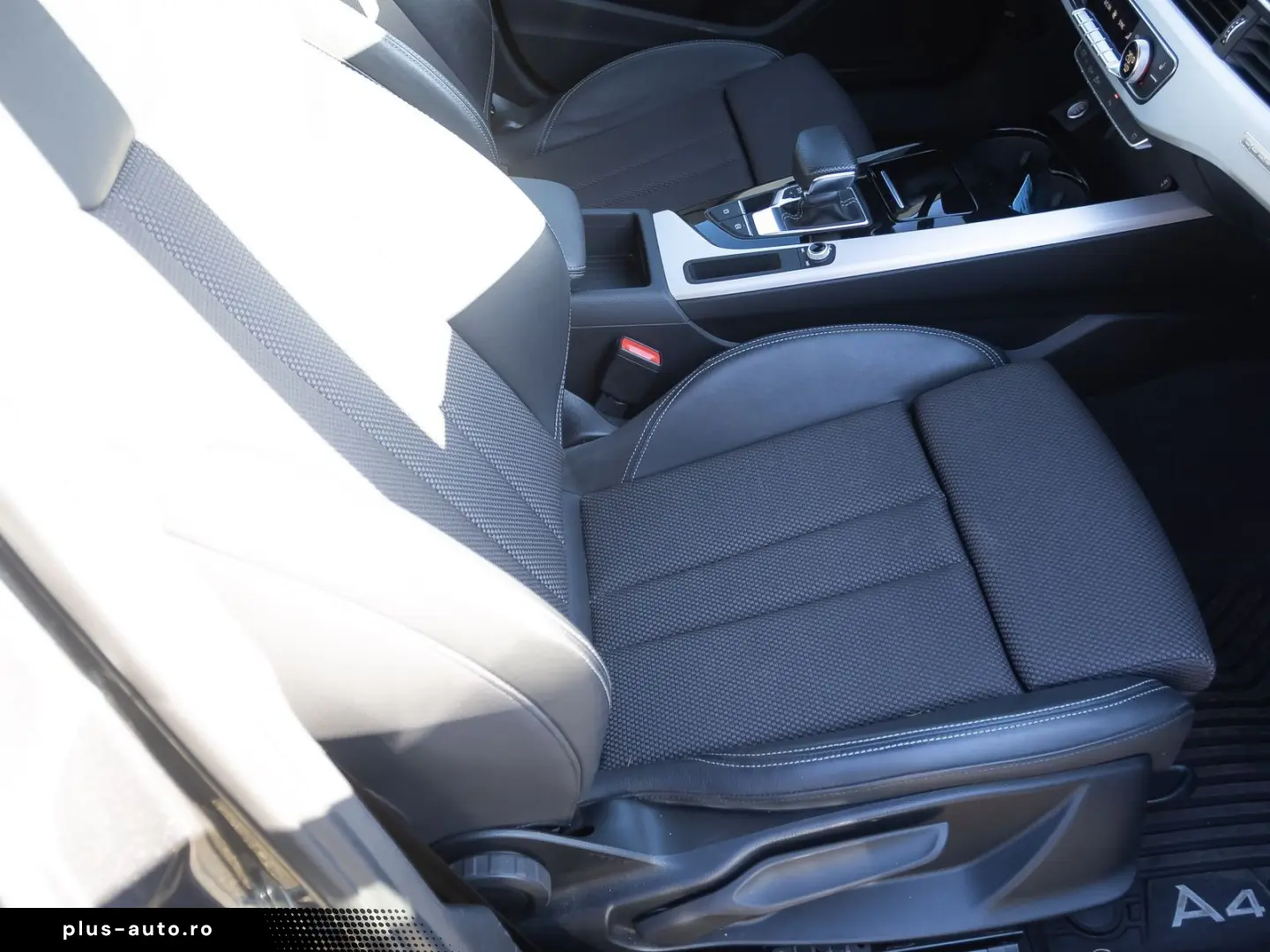 AUDI A4 Avant S line Competition 40TDI qu Stronic Nav