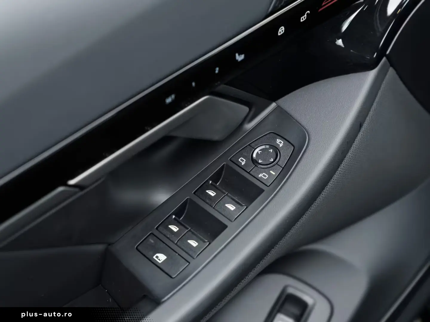 BMW 530e M-Sport HUD   Cameră 360    Ventilație Scaun   HK