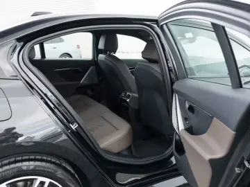 BMW 530e M-Sport HUD   Cameră 360    Ventilație Scaun   HK