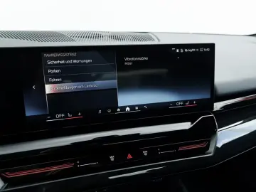 BMW 530e M-Sport HUD   Cameră 360    Ventilație Scaun   HK
