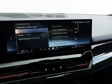 BMW 530e M-Sport HUD   Cameră 360    Ventilație Scaun   HK