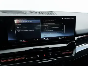 BMW 530e M-Sport HUD   Cameră 360    Ventilație Scaun   HK