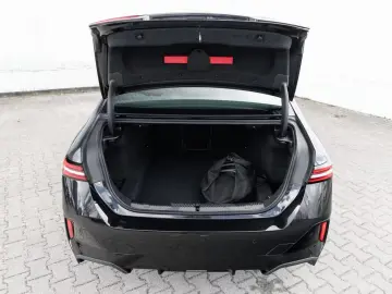 BMW 530e M-Sport HUD   Cameră 360    Ventilație Scaun   HK