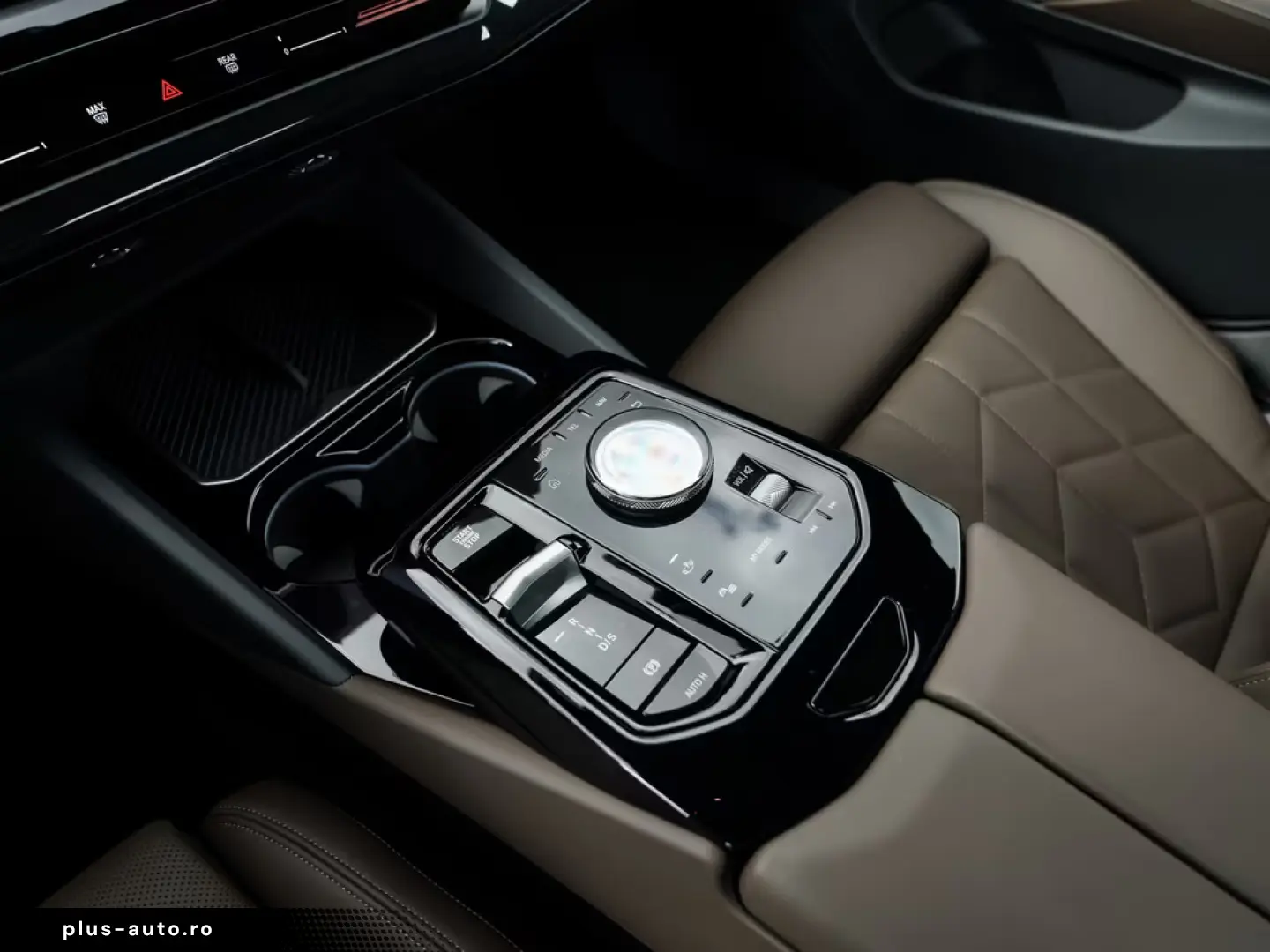 BMW 530e M-Sport HUD   Cameră 360    Ventilație Scaun   HK