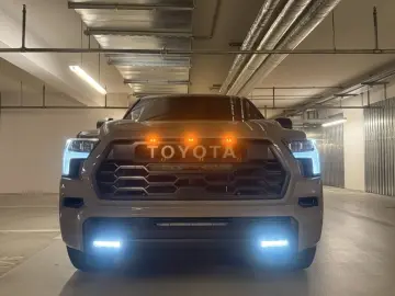 Toyota Sequoia