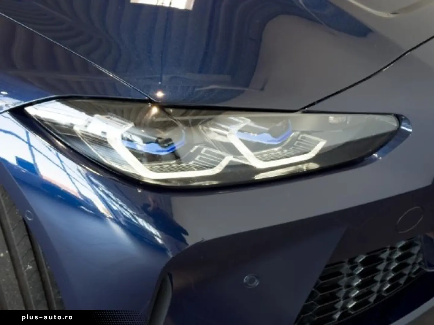 BMW M4 Competition xDrive H&K Laserlicht HUD Navi