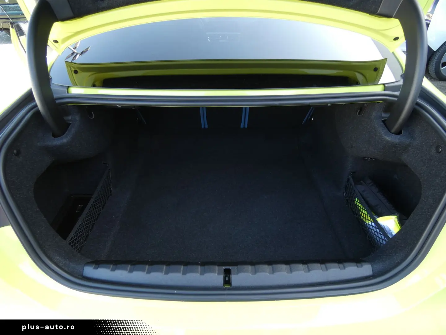 BMW M4 Competition M xDrive Coupé HK HiFi DAB WLAN