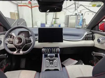 BYD ATTO 3  60 48 kWh Design ACC 360  Pano Wärmepum.