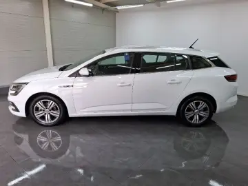 RENAULT MEGANE 1.3 TCe 140CP techno Estate