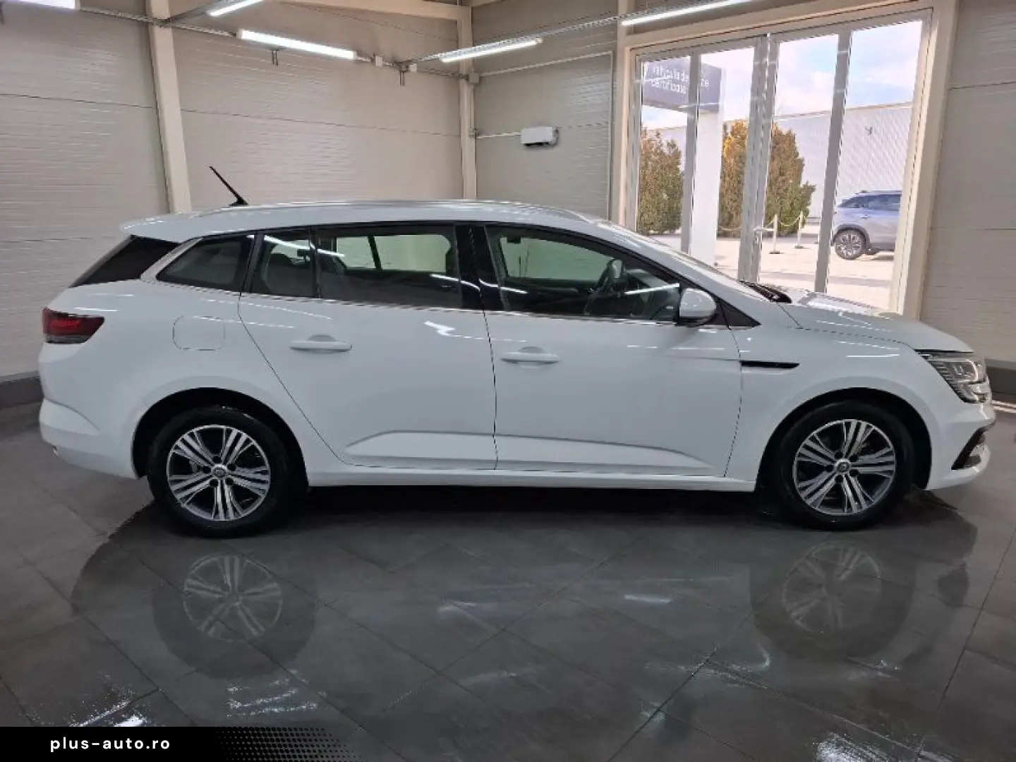 RENAULT MEGANE 1.3 TCe 140CP techno Estate