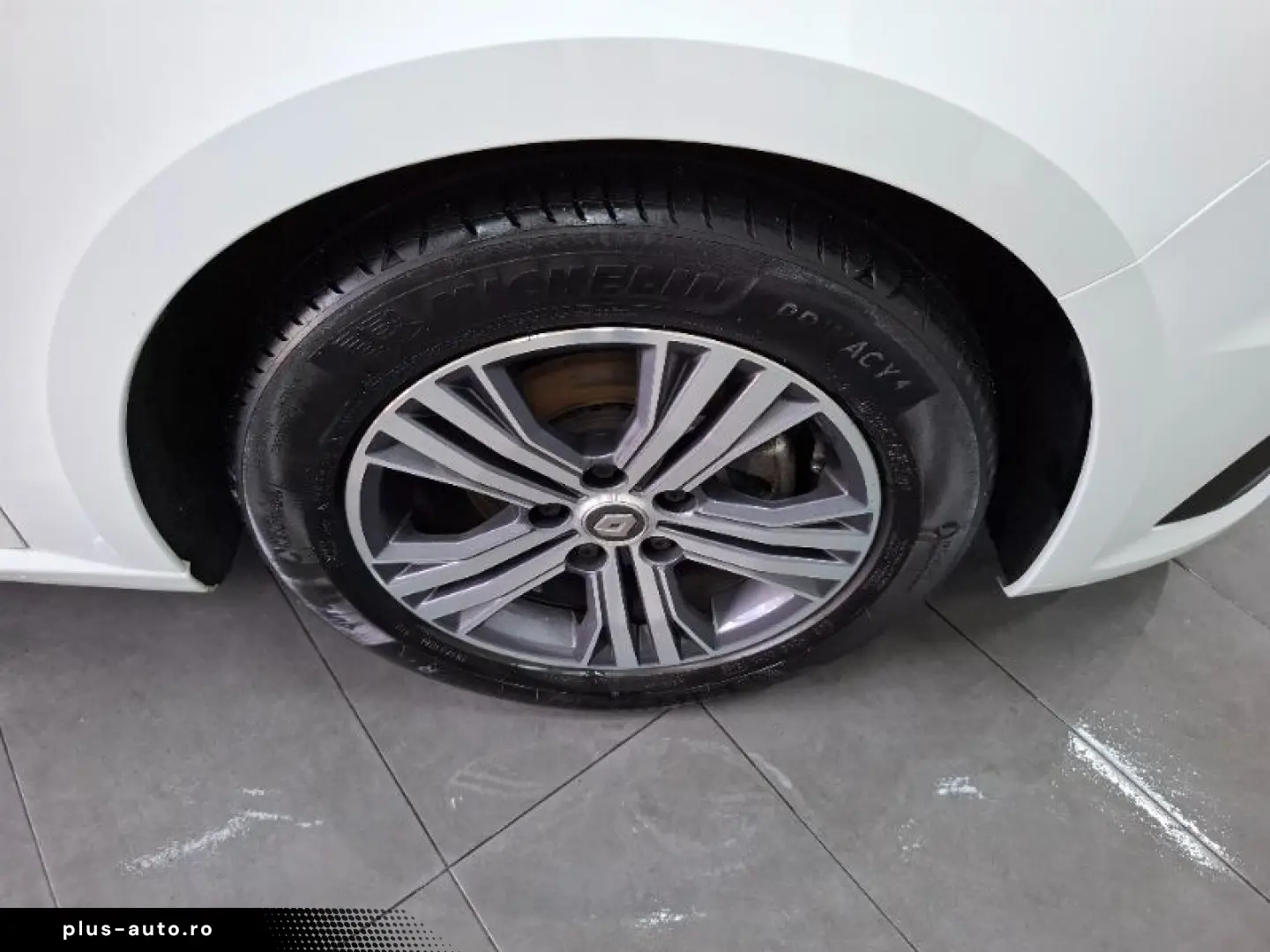 RENAULT MEGANE 1.3 TCe 140CP techno Estate