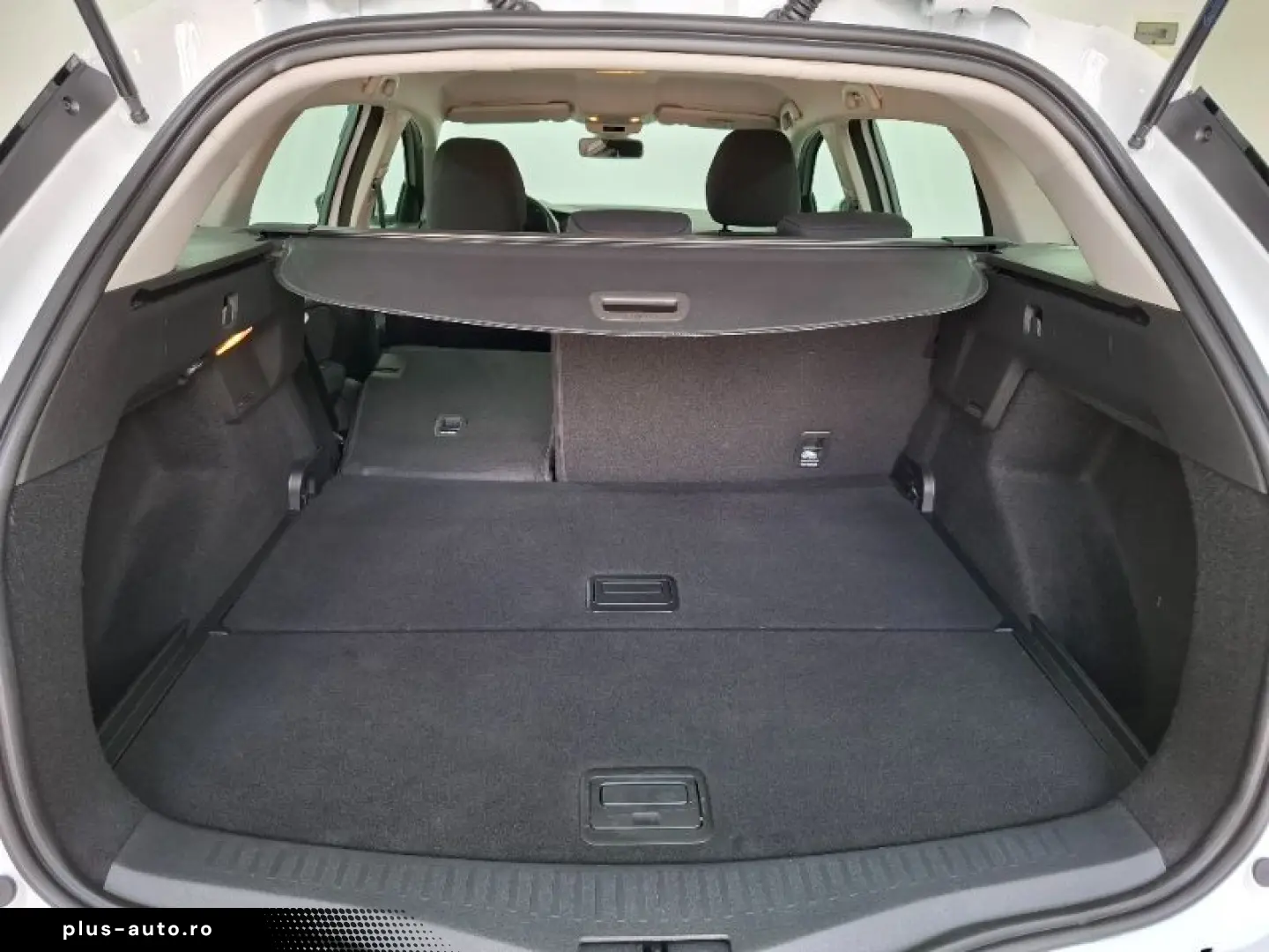 RENAULT MEGANE 1.3 TCe 140CP techno Estate