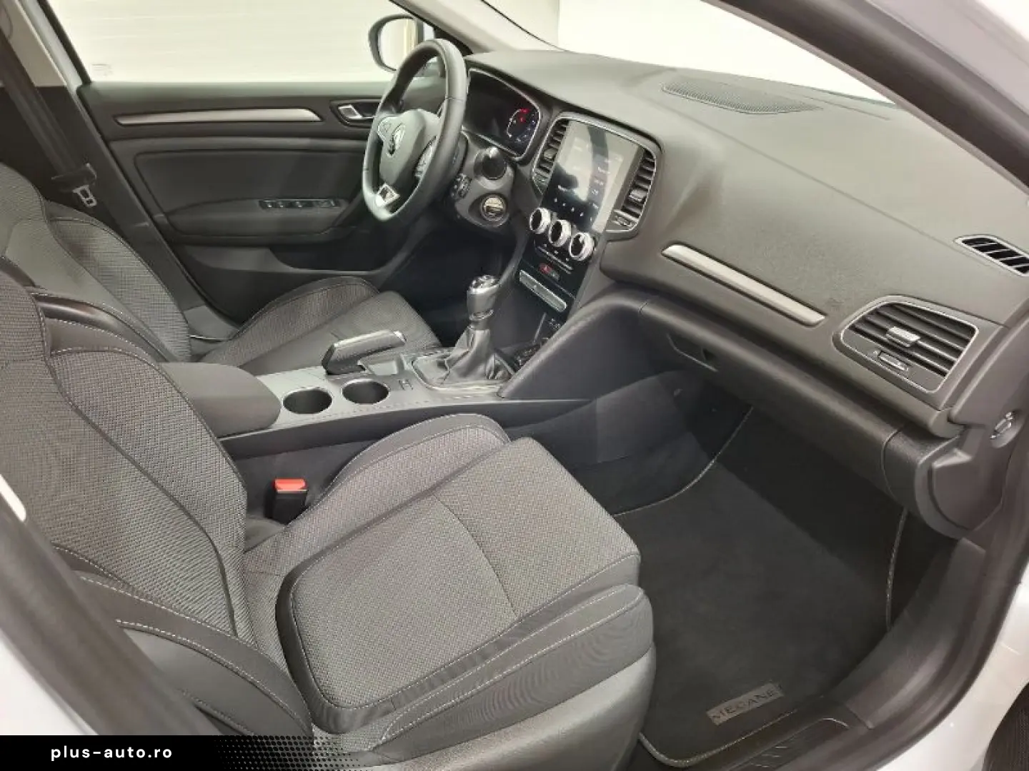 RENAULT MEGANE 1.3 TCe 140CP techno Estate