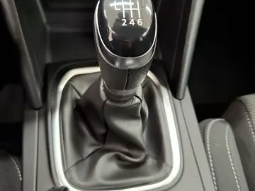 RENAULT MEGANE 1.3 TCe 140CP techno Estate