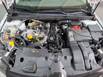 RENAULT MEGANE 1.3 TCe 140CP techno Estate