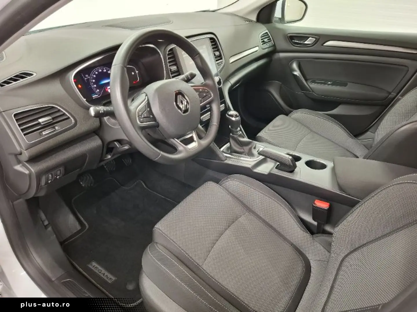 RENAULT MEGANE 1.3 TCe 140CP techno Estate