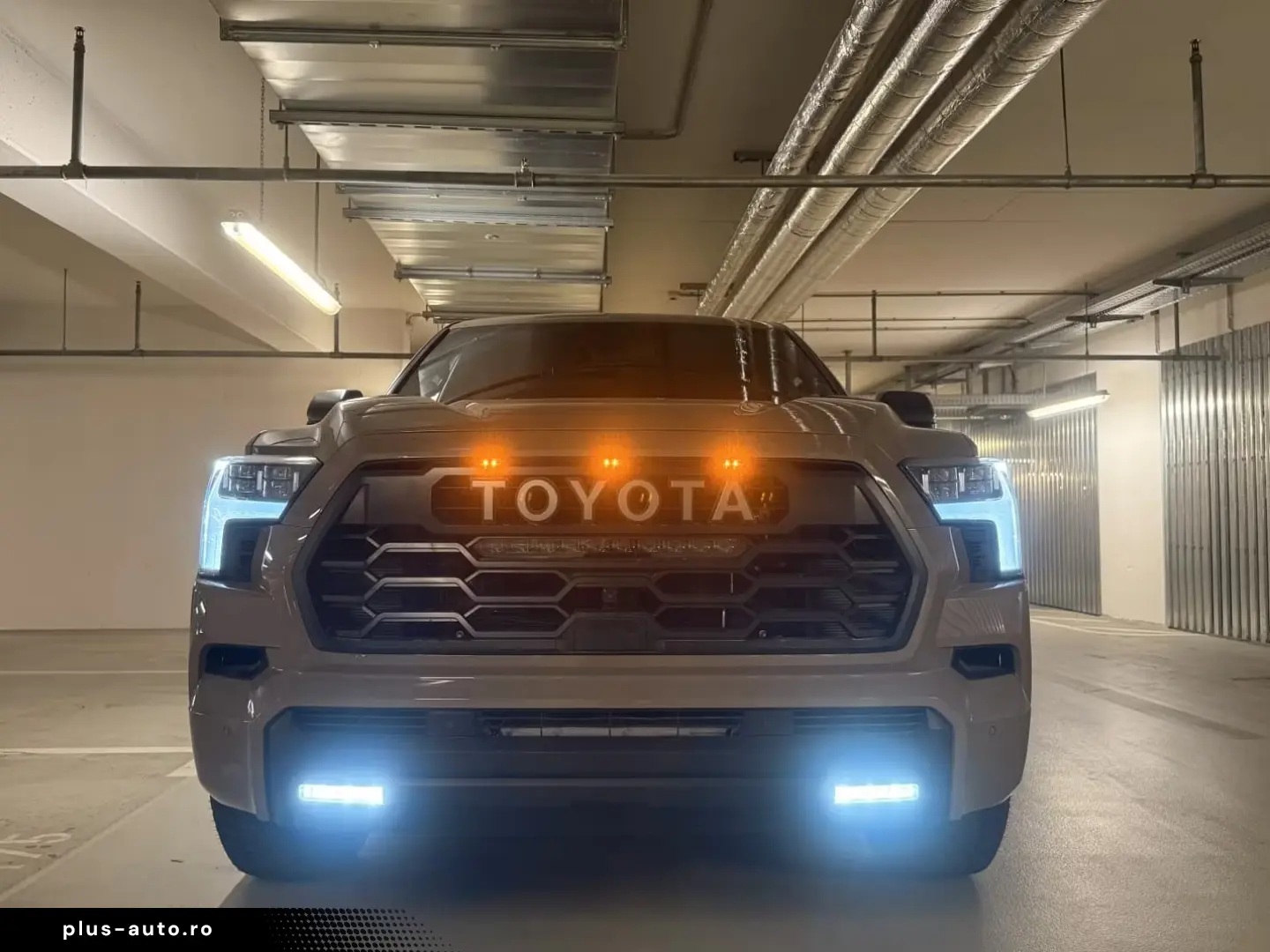 Toyota Sequoia