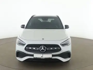 MERCEDES-BENZ GLA 250e AMG Line