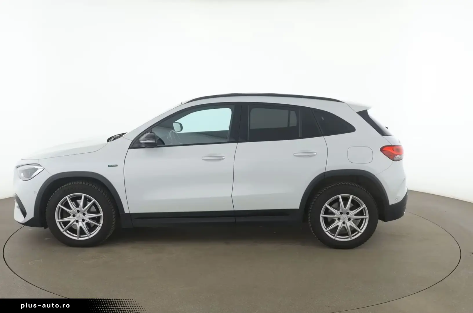 MERCEDES-BENZ GLA 250e AMG Line