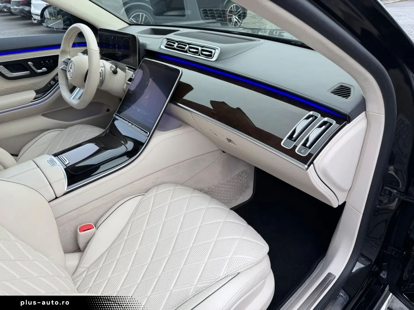 MERCEDES-BENZ S400d AMG-PAKET 3xTV 360 HUD ACC DAB LED