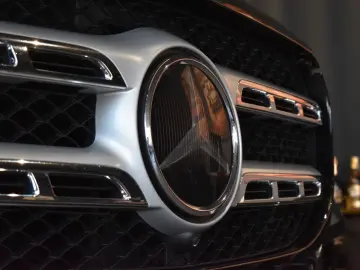 MERCEDES-BENZ 400 d AMG Pano Off-Road-Pro Technik-Paket