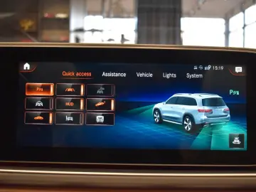 MERCEDES-BENZ 400 d AMG Pano Off-Road-Pro Technik-Paket