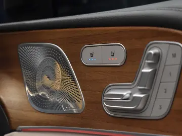 MERCEDES-BENZ 400 d AMG Pano Off-Road-Pro Technik-Paket