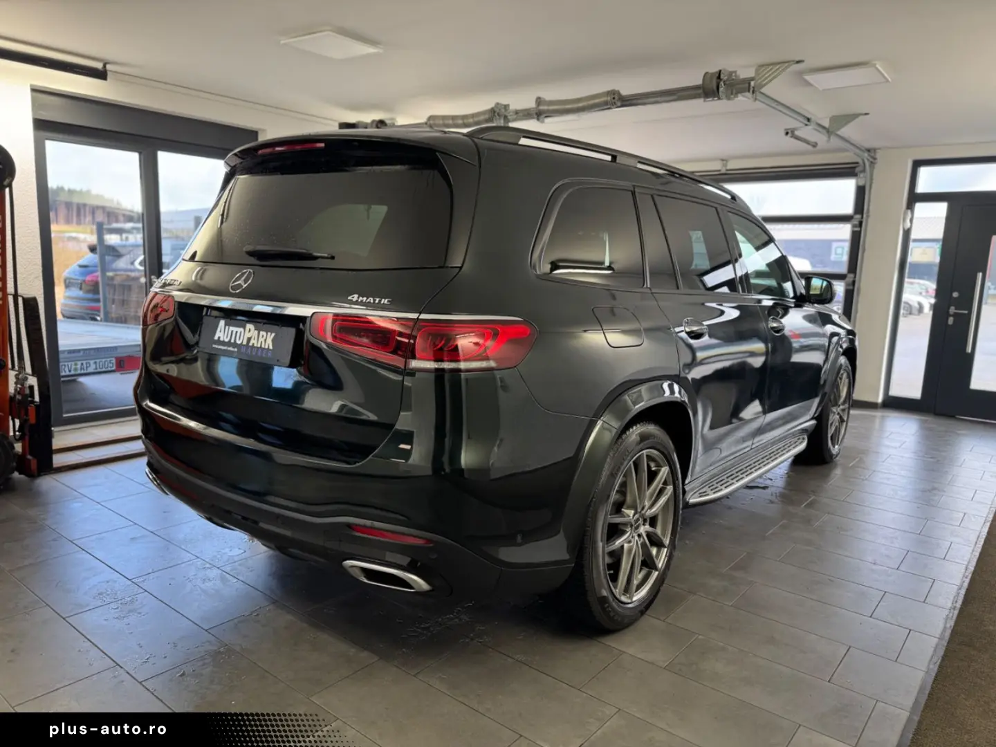 MERCEDES-BENZ GLS 400 d AMG HUD Pano 7 Sitze Distronic