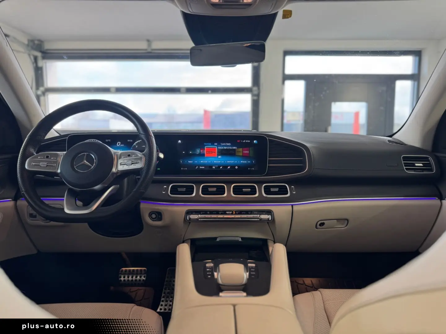 MERCEDES-BENZ GLS 400 d AMG HUD Pano 7 Sitze Distronic