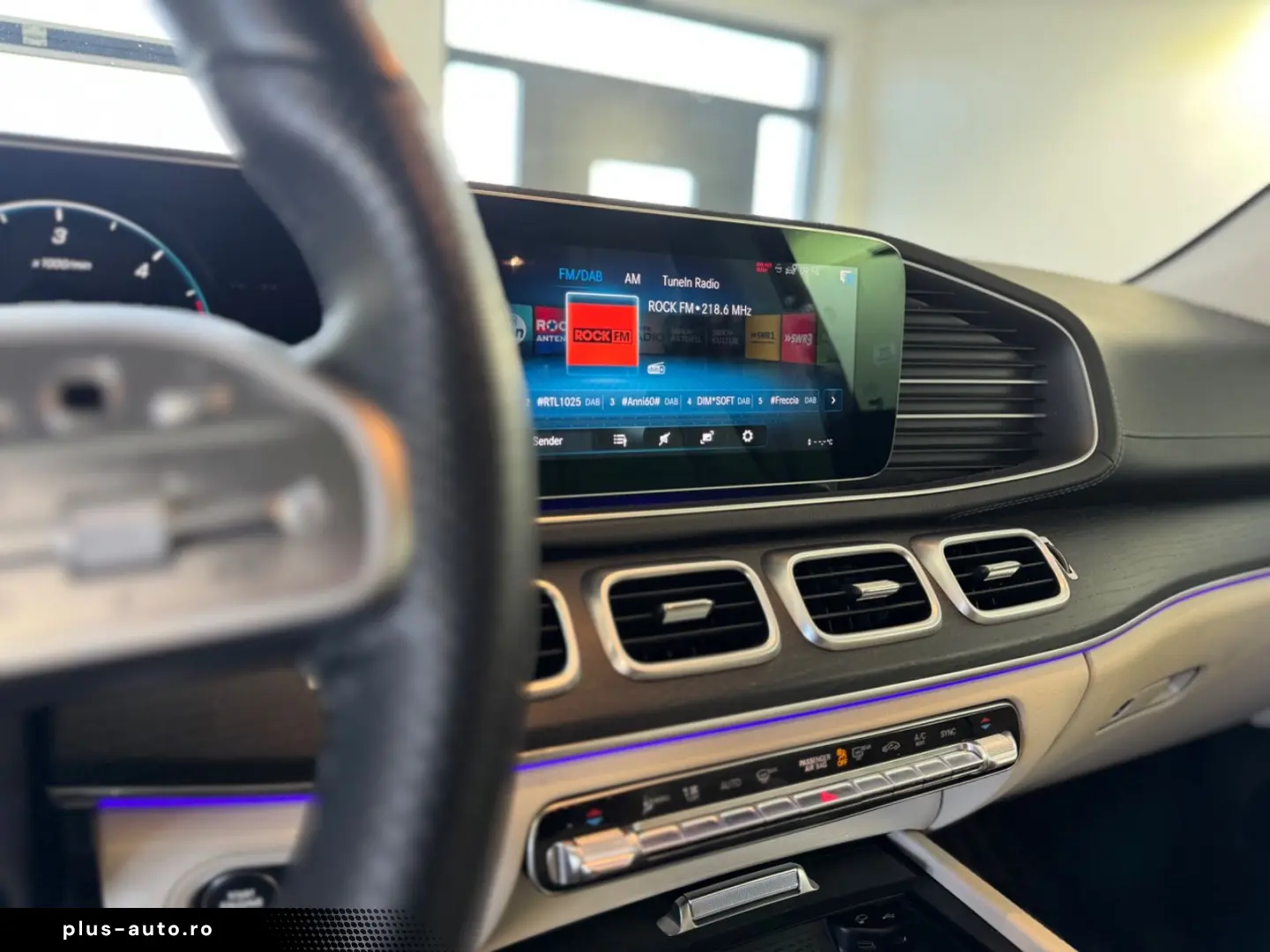MERCEDES-BENZ GLS 400 d AMG HUD Pano 7 Sitze Distronic