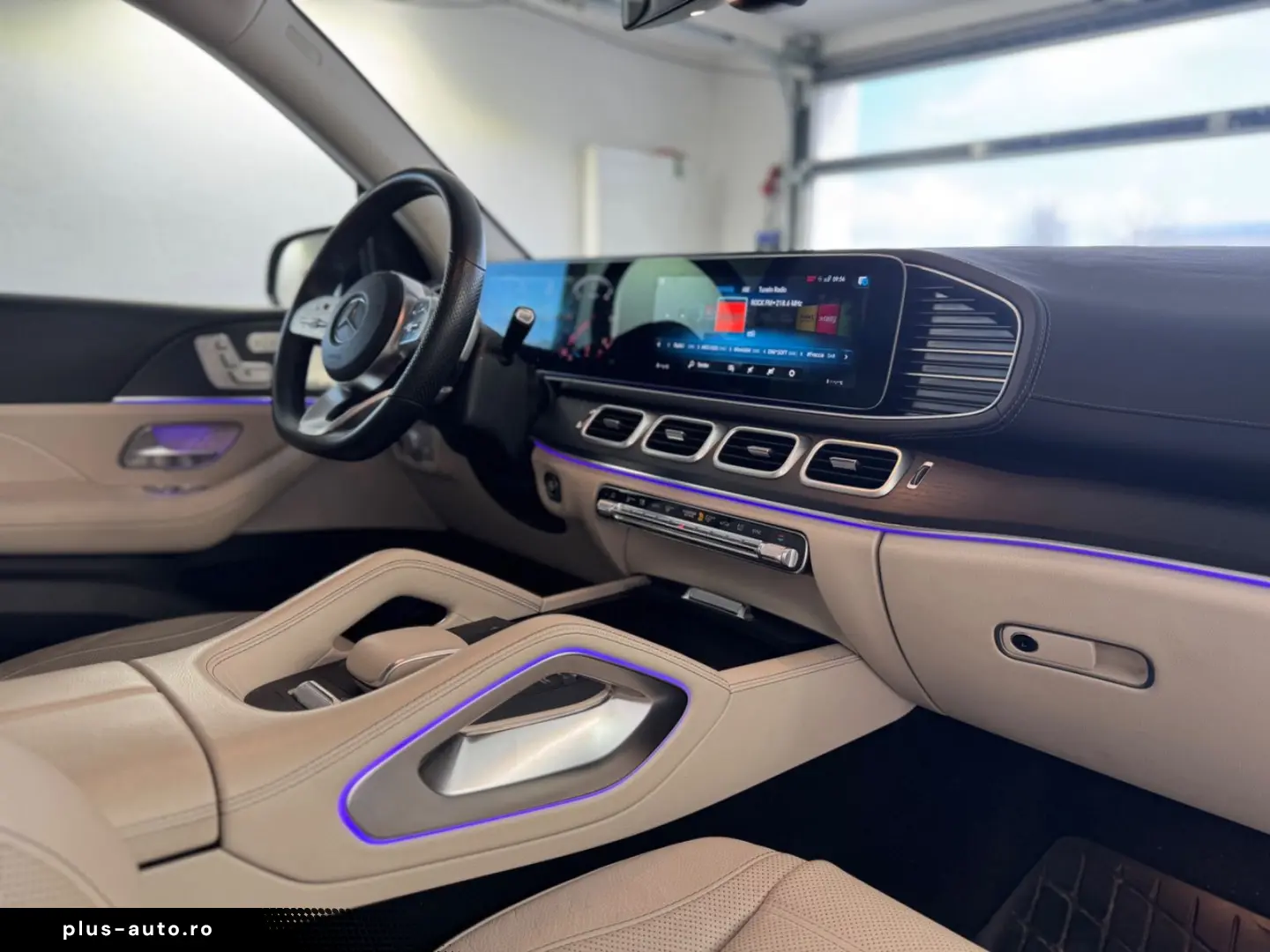 MERCEDES-BENZ GLS 400 d AMG HUD Pano 7 Sitze Distronic