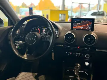 Audi A3 Lim. 35 TDI sport
