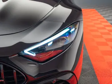 Mercedes Benz SL 43 AMG