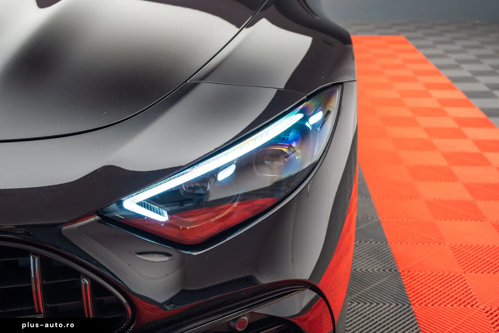 Mercedes Benz SL 43 AMG