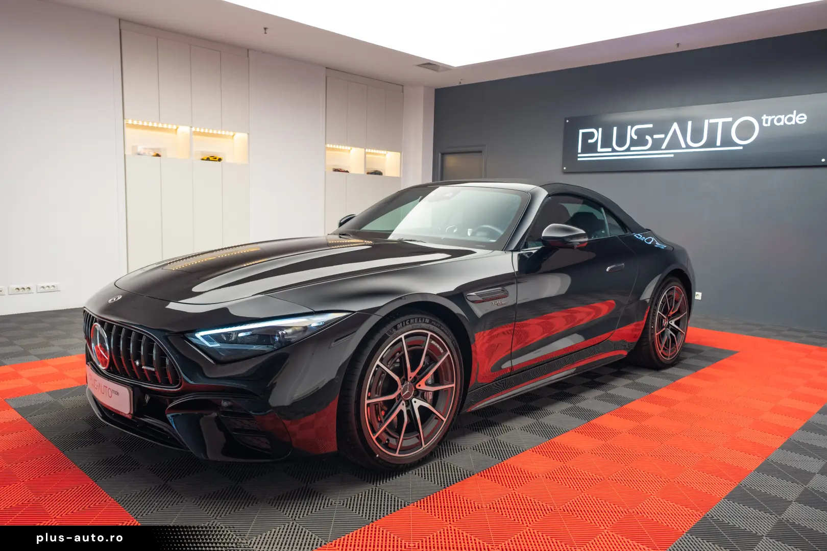 Mercedes Benz SL 43 AMG