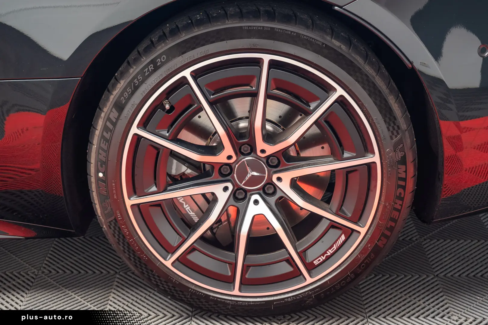 Mercedes Benz SL 43 AMG