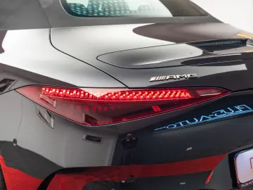 Mercedes Benz SL 43 AMG