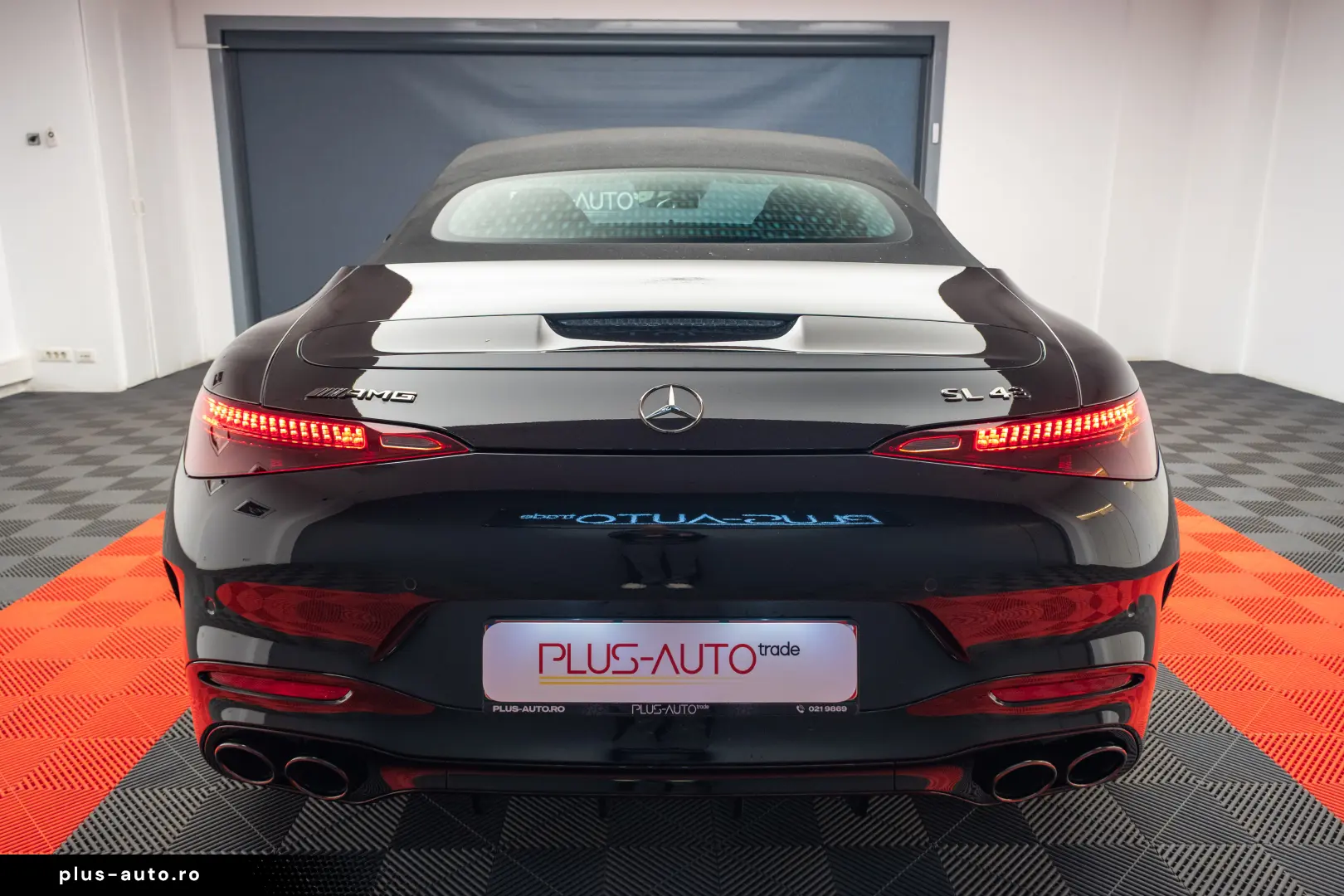 Mercedes Benz SL 43 AMG