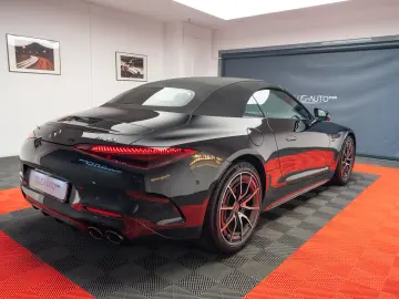 Mercedes Benz SL 43 AMG