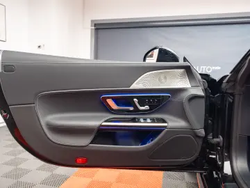 Mercedes Benz SL 43 AMG