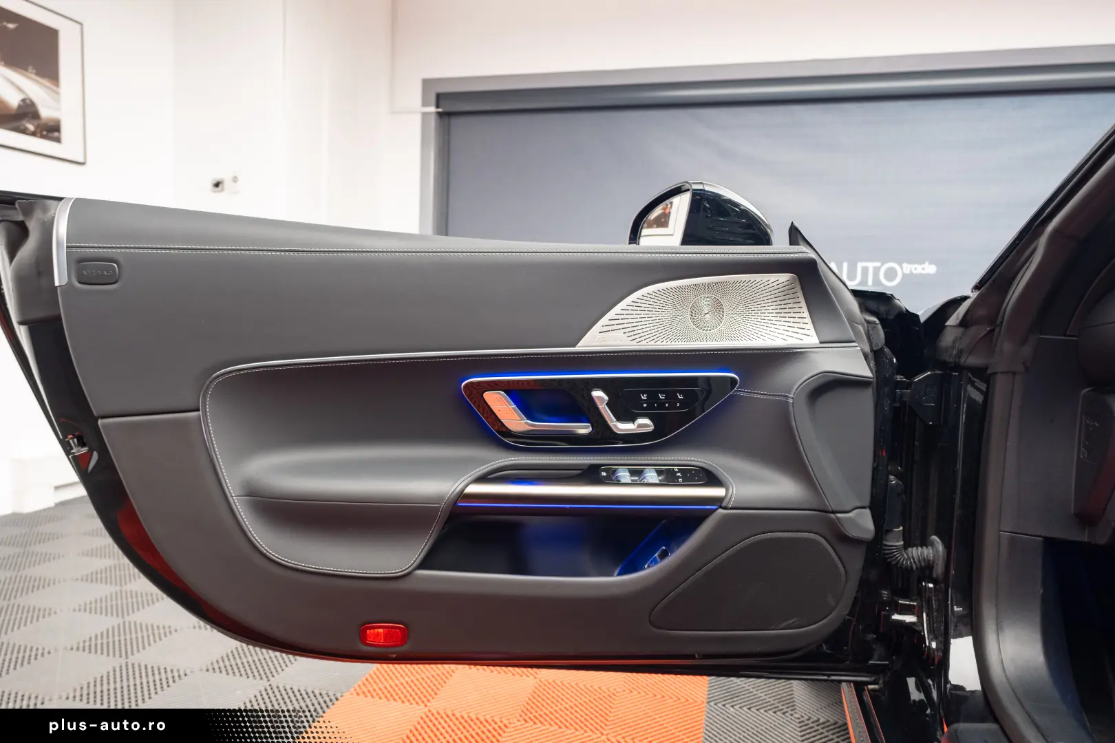 Mercedes Benz SL 43 AMG