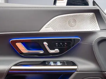 Mercedes Benz SL 43 AMG