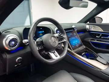 Mercedes Benz SL 43 AMG