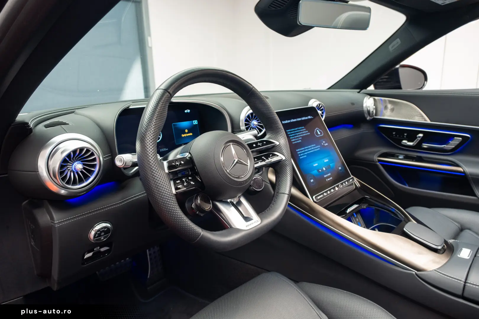 Mercedes Benz SL 43 AMG