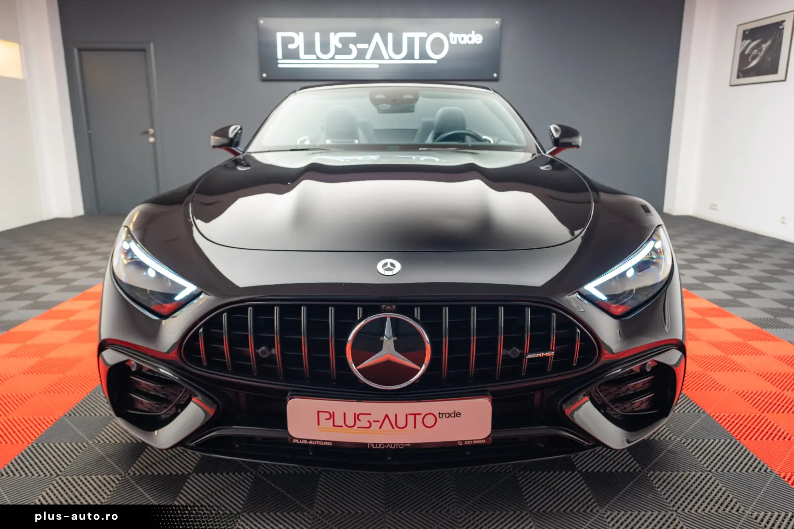 Mercedes Benz SL 43 AMG