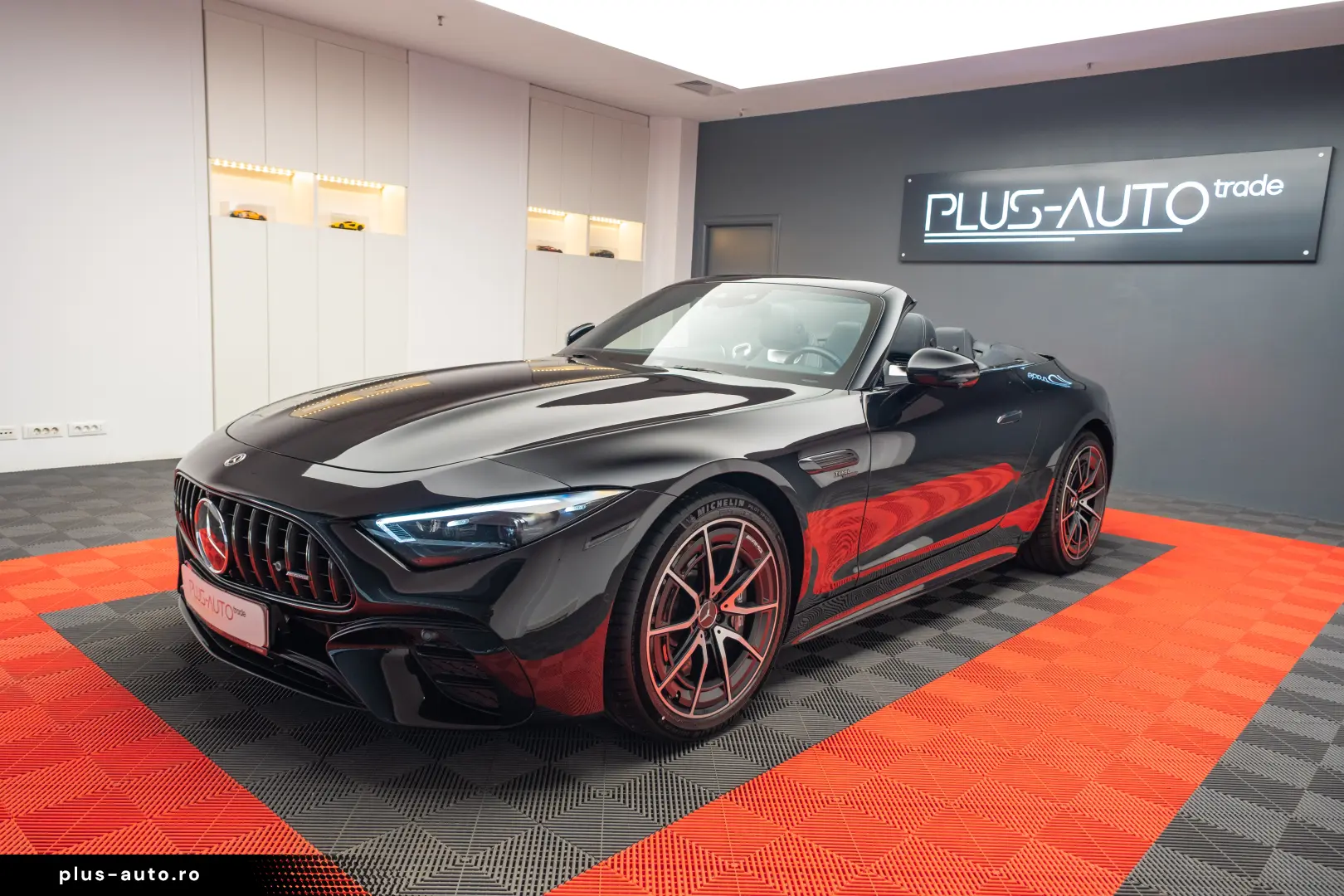 Mercedes Benz SL 43 AMG