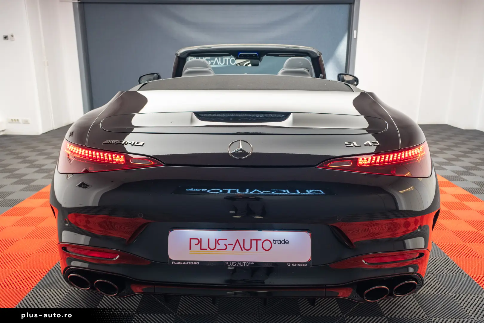 Mercedes Benz SL 43 AMG