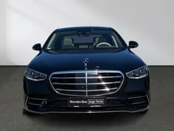 MERCEDES-BENZ S 400 d 4M AMG Chaffeur Pano Burmester
